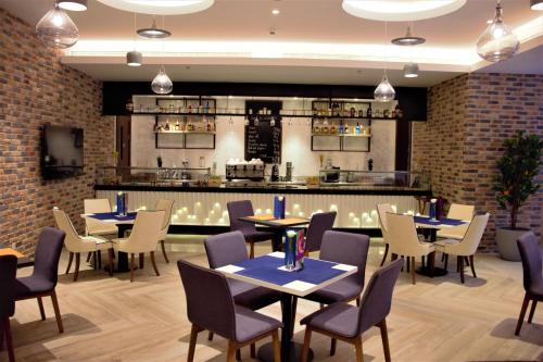 Restaurace v ubytování Park Inn by Radisson Makkah Aziziyah