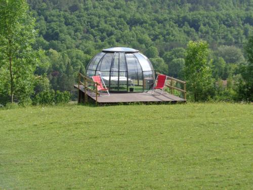 Příroda nedaleko luxury tent