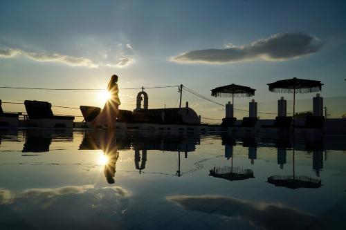 Margie Mykonos Hotel — Swimming pool