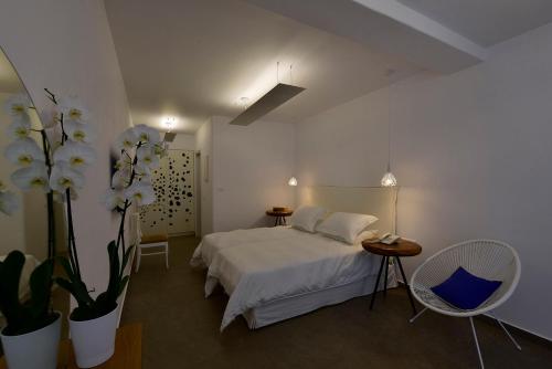 Margie Mykonos Hotel — Photo of the whole room