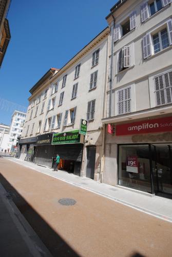 Les Serbes 2P RET29