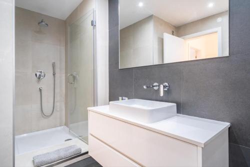 Akicity Lisboa Pearl II
