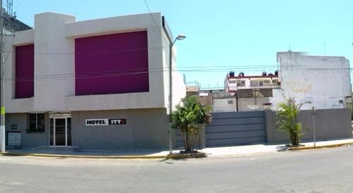 Το κτήριο όπου στεγάζεται  το ξενοδοχείο