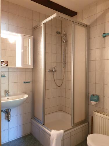 Kylpyhuone majoituspaikassa Sternhaus-Harz