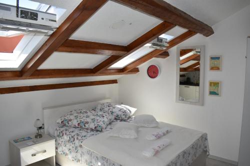 Dante Apartment (Sweet apartment for two)