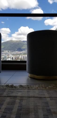 アパートメントから撮影された、または一般的な山の景色