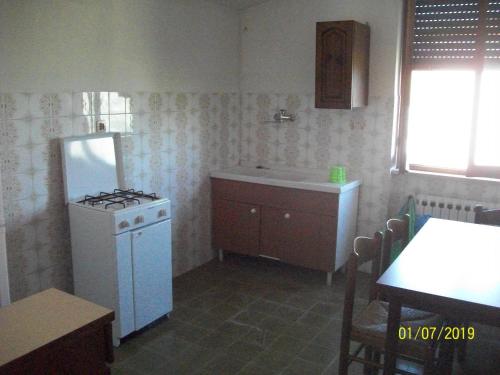 Η κουζίνα ή μικρή κουζίνα στο Sweet Home 2