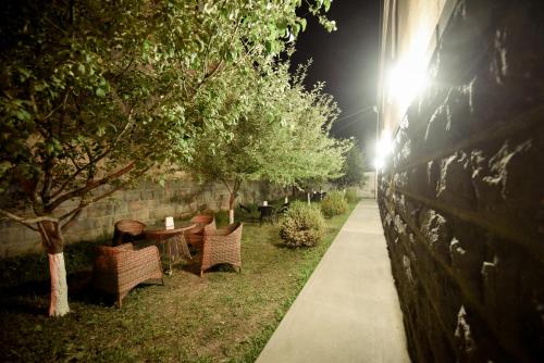 Royal Palace Hotelにある庭