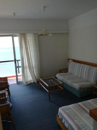 Φωτογραφία από το άλμπουμ του Apollon Suites στην Κάρυστο
