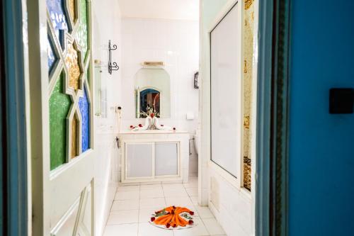 Koupelna v ubytování Moroccan House
