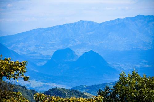 Gallery image of Casa de Campo con hermosa vista a Los Farallones in Versalles