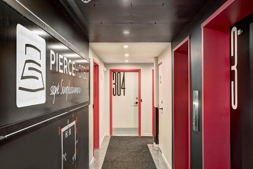 Foto dalla galleria di Pierce Boutique Apartments by Simplissimmo a Montréal