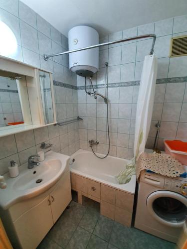 Kúpeľňa v ubytovaní Apartman Val