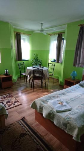 Zdjęcie z galerii obiektu Hotelik WARMIA -Pensjonat, Hostel w Lidzbarku Warmińskim