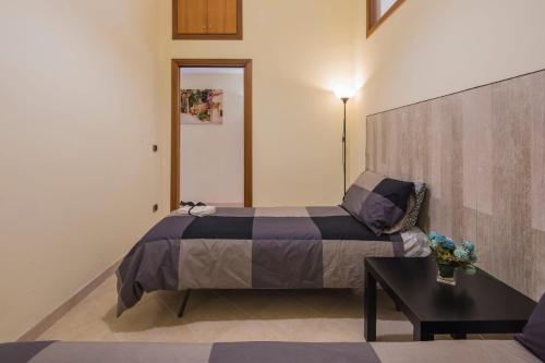 Voodi või voodid majutusasutuse Oplonti suite toas