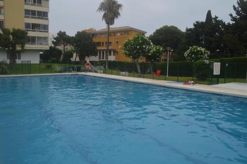 VIVE BENALMÁDENA Apartamento Cruz del Sur, 700 metros a la ...