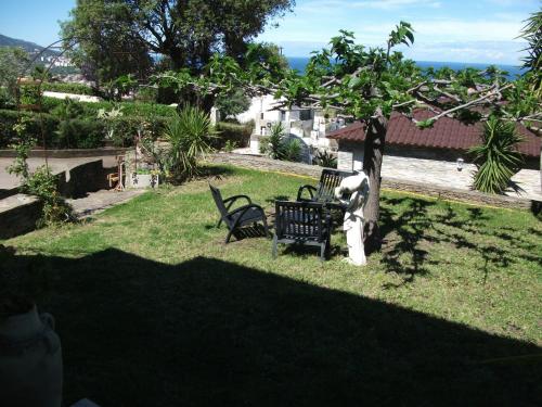 Κήπος έξω από το T2 dans la région Bastiaise vue sur la mer