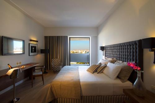 Aquila Atlantis Hotel photo 2