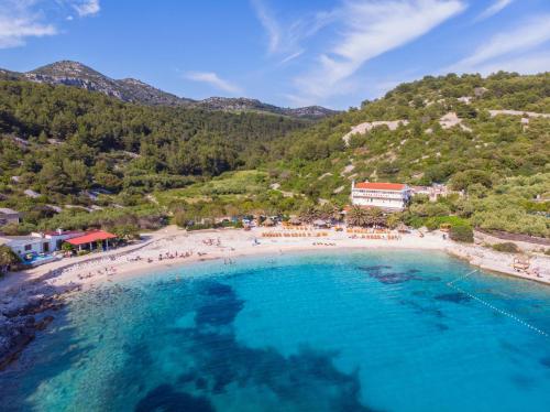 Apartments and Rooms Nikol