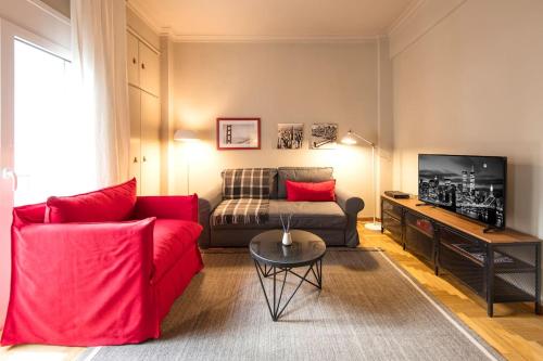 Renovated Apt in Central Athens with Fiber WiFi
