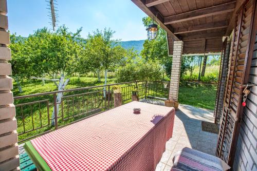 Gallery image of Chalet Tomljenović in Smiljan