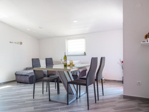 Gallery image of Apartment ˝Soleil˝ in Vir