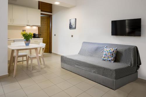 Forum City Apartments