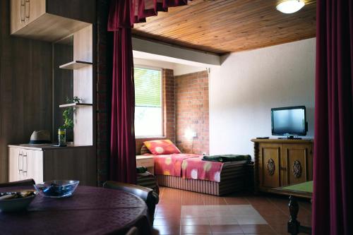 Fotografie z fotogalerie ubytování Apartment Forest and Lake v destinaci Lagadin