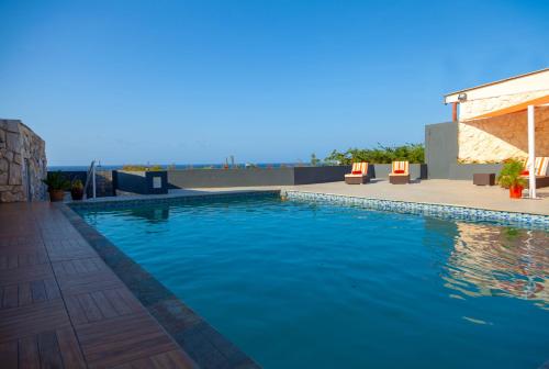 Kolam renang di atau di dekat Curacao Airport Hotel