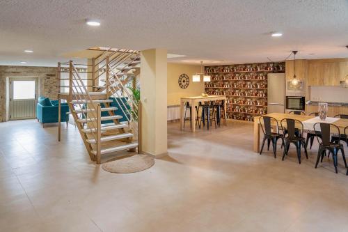 Φωτογραφία από το άλμπουμ του CASA GOMARIS σε Zas