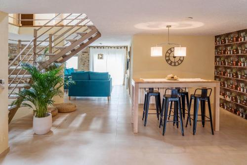 Φωτογραφία από το άλμπουμ του CASA GOMARIS σε Zas