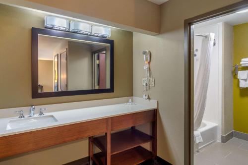 Gallery image of Comfort Inn & Suites Perry National Fairgrounds Area in Perry
