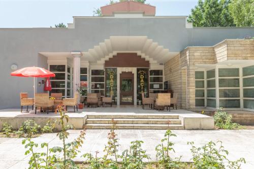 Budova, kde se hotel nachází