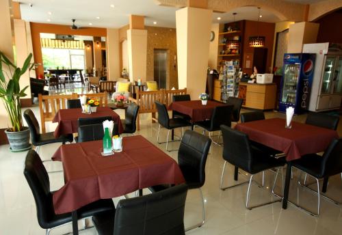Restaurace v ubytování Breezotel - SHA Certified
