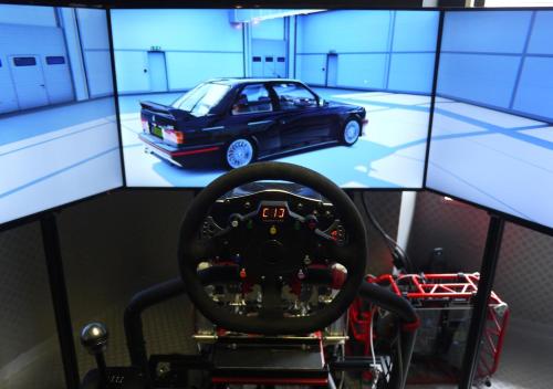 a view of a car on a tv screen at mt. inn(マウントイン） in Nihommatsu