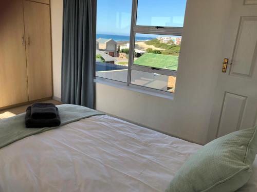 Posteľ alebo postele v izbe v ubytovaní 'On Point' Beach House - Jeffreys Bay