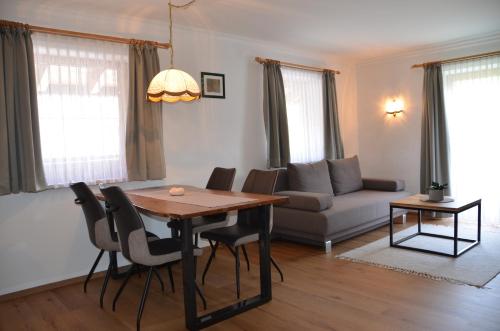 Zona de estar de Appartements Gadenstätter