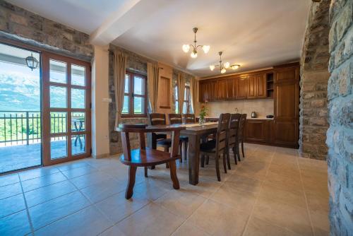 Φωτογραφία από το άλμπουμ του Villa Old Castle Apartments στο Κότορ