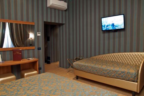 Hotel Lirico