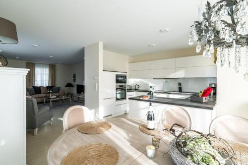 Apartmentanlage Seezeichenにあるキッチンまたは簡易キッチン