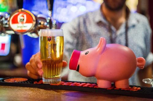 Minuman di Flying Pig Uptown