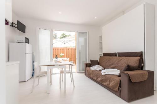 Dapur atau dapur kecil di Residence Finale Bike and Beach