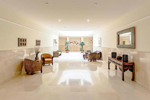 Apartment with large terrace in Terrazas del Duque