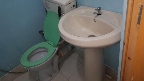 Ένα μπάνιο στο ChandraSobana