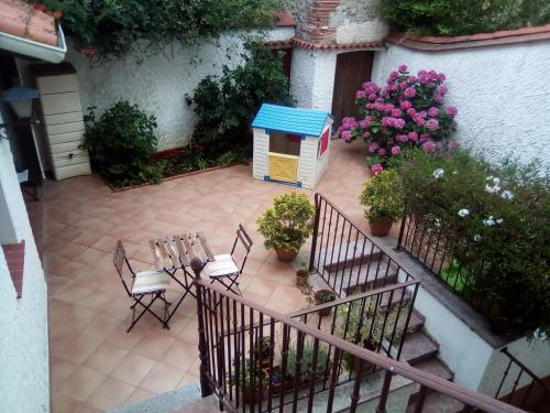 Balkoni atau teres di Maison Chêne Liège