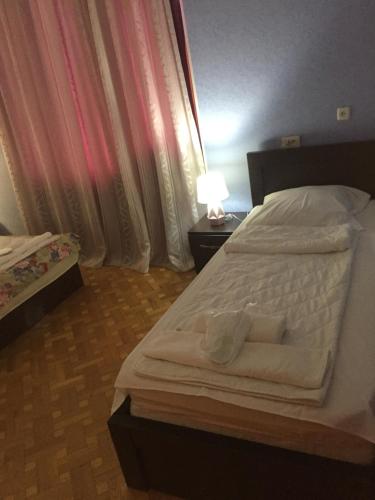 Gambar di galeri bagi Hotel Good Luck di Kutaisi
