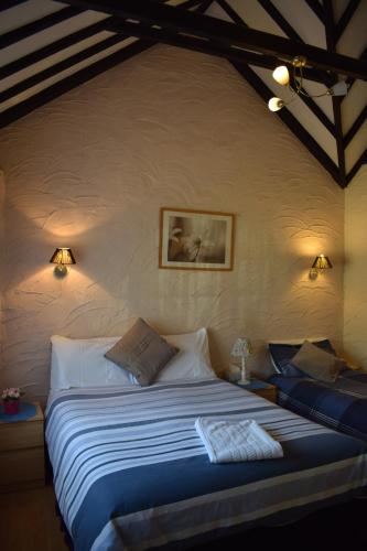 Gallery image of Gatwick Castle B&B in Horley