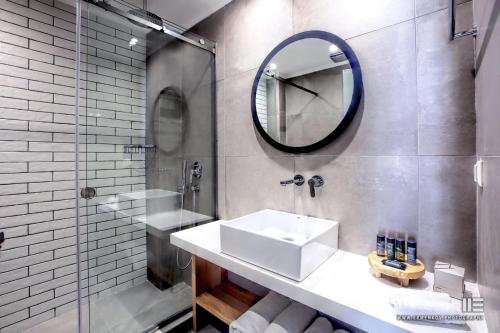 Koupelna v ubytování Senso Suites