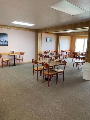 Exploits Inn and Suites – Photos 4
