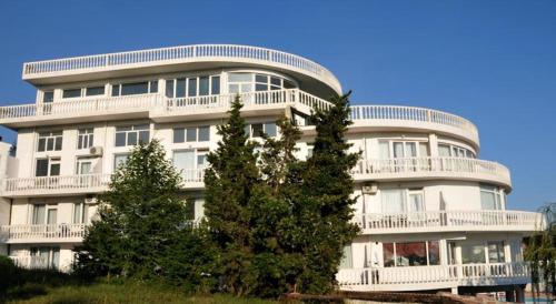 Gallery image of Family Hotel Casablanca Green in Varna City